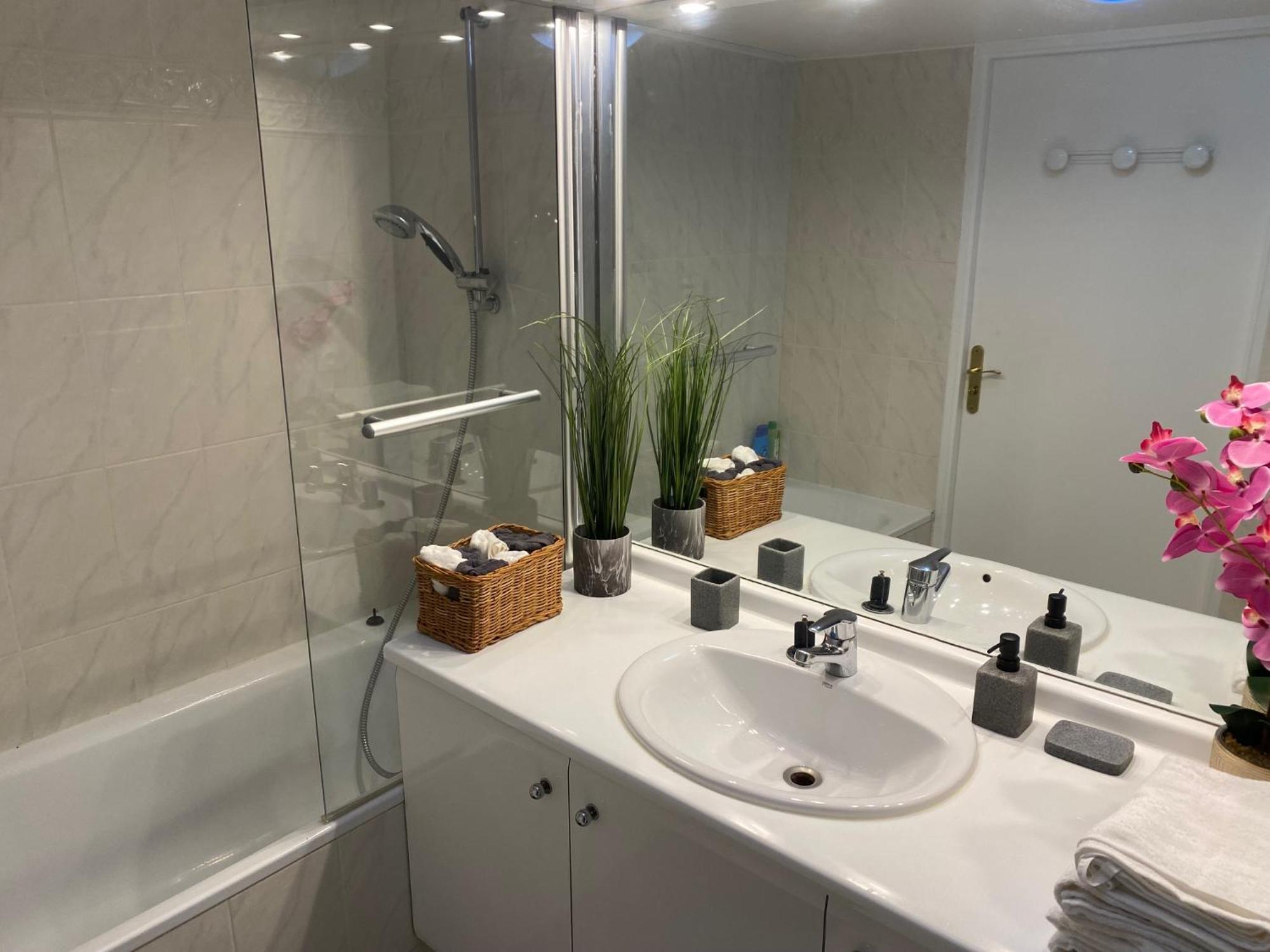 Magnifique Duplex 45 M2 Aux Portes De Paris Metro Barbara A 30Mn Expo Porte De Versailles Montrouge Eksteriør billede